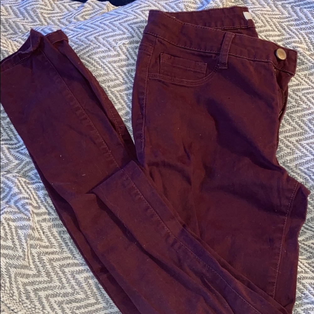 Maroon skinny jean
